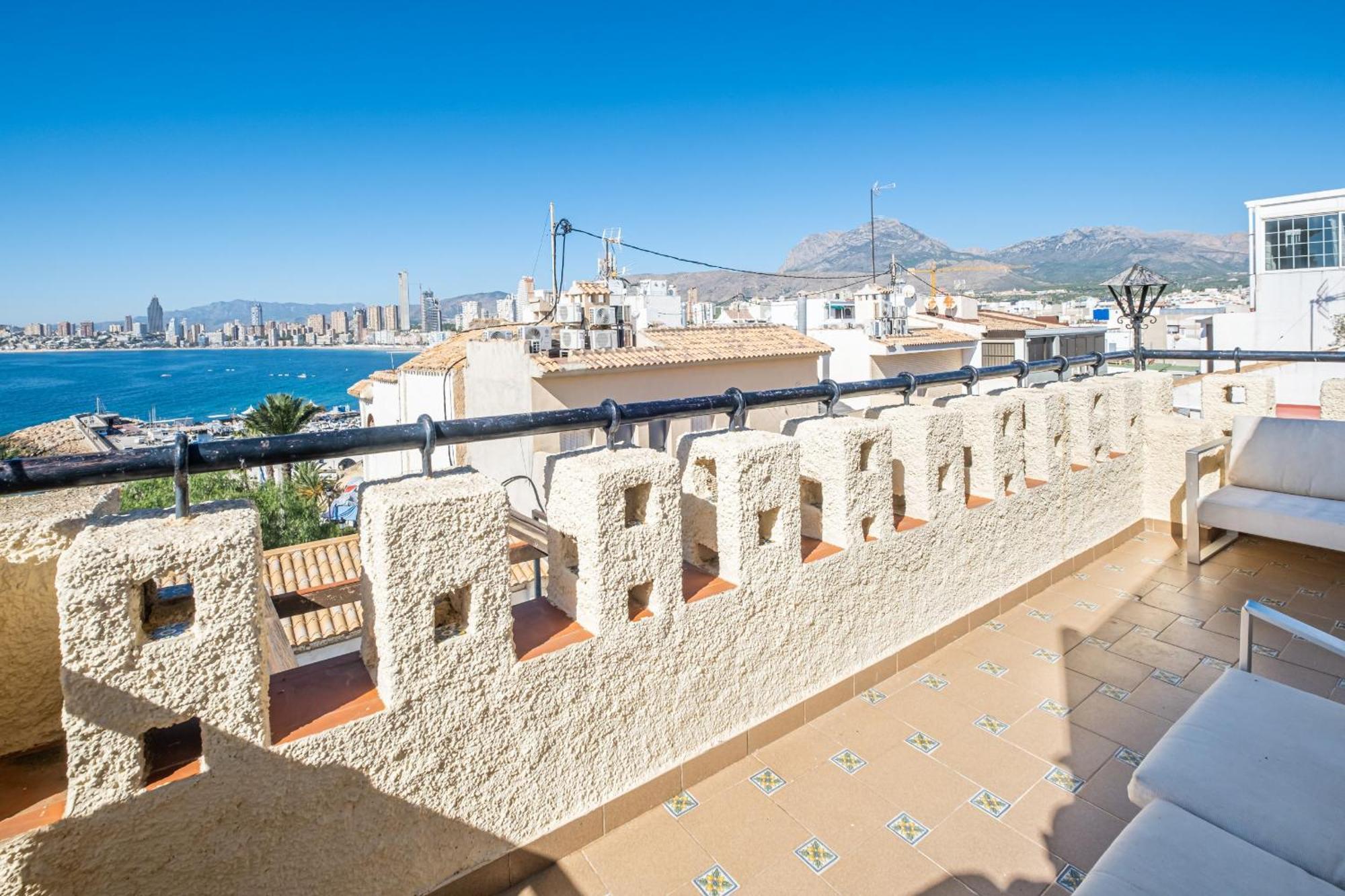 Apartamentos El Castell Benidorm Old-Town Værelse billede